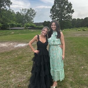 BCBGMAXAZRIA Tiered Ruffle Gown in Black size 0